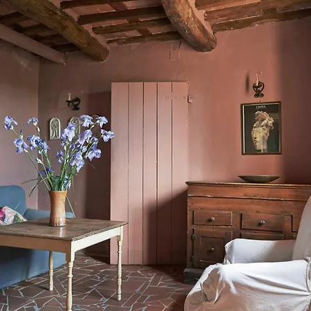 Peralta Tuscany * Camaiore